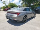 Certified 2022 Hyundai Elantra Limited w/ Cargo Package image 5