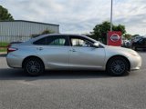 Used 2015 Toyota Camry LE image 2