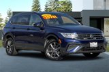 Used 2022 Volkswagen Tiguan SE image 2