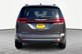 Used 2023 Chrysler Pacifica Limited image 4