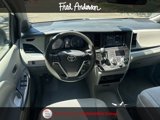 Used 2020 Toyota Sienna L image 2