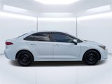 Used 2022 Toyota Corolla LE image 2