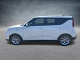 Used 2022 Kia Soul LX w/ Technology Package image 6