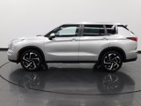 Used 2022 Mitsubishi Outlander ES image 5