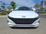Certified 2021 Hyundai Elantra SE image 2