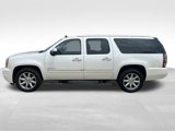 Used 2013 GMC Yukon XL Denali image 3