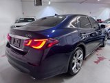 Used 2017 INFINITI Q70 L 3.7 image 3