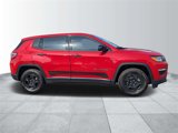 Used 2018 Jeep Compass Sport image 4