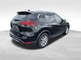 Used 2020 Nissan Rogue SV image 3