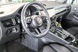Certified 2024 Porsche Macan image 4