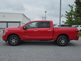 Used 2021 Nissan Titan SV image 3