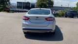 Used 2015 Ford Fusion SE image 3