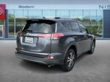 Used 2018 Toyota RAV4 LE image 5