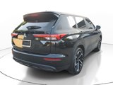 Used 2022 Mitsubishi Outlander ES image 3