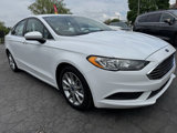 Used 2017 Ford Fusion SE w/ Fusion SE Technology Package image 3
