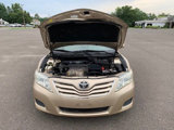 Used 2010 Toyota Camry LE image 2