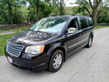 Used 2010 Chrysler Town & Country Touring w/ Safetytec Group image 2