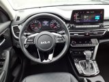 Used 2023 Kia Seltos EX image 4