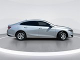 Used 2022 Chevrolet Malibu LT image 3