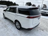 Used 2022 Kia Carnival LX image 5