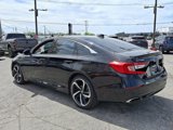 Used 2018 Honda Accord Sport image 5