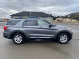 Used 2022 Ford Explorer XLT w/ Equipment Group 202A image 6