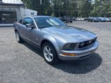 Used 2007 Ford Mustang Coupe image 4