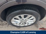 Used 2017 Cadillac XT5 Platinum w/ Driver Assist Package image 5