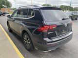 Used 2019 Volkswagen Tiguan SE w/ Panoramic Sunroof Package image 5