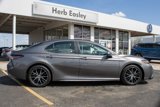 Used 2021 Toyota Camry SE image 2