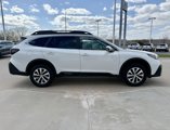 Used 2022 Subaru Outback Premium image 5