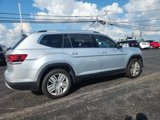 Used 2018 Volkswagen Atlas SEL Premium image 3