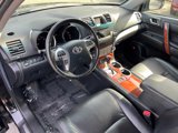 Used 2012 Toyota Highlander Limited image 2