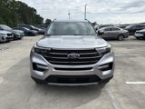 Used 2021 Ford Explorer XLT w/ Equipment Group 202A image 2