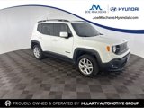 Used 2018 Jeep Renegade Latitude w/ Cold Weather Group image 2