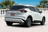 Used 2021 Nissan Kicks SV image 3