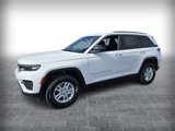 New 2025 Jeep Grand Cherokee Laredo w/ Luxury Tech Group I image 2