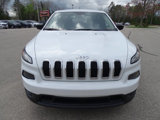 Used 2015 Jeep Cherokee Sport image 3