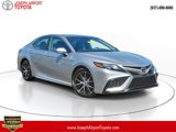 Used 2023 Toyota Camry SE image 1