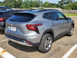 New 2025 Chevrolet Trax LT w/ Sunroof Package image 3