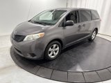 Used 2012 Toyota Sienna image 3
