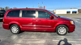 Used 2014 Chrysler Town & Country Touring image 2