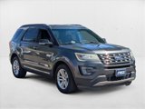 Used 2017 Ford Explorer XLT w/ Equipment Group 202A image 3