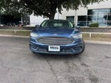 Used 2018 Ford Fusion SE w/ Fusion SE Technology Package image 2