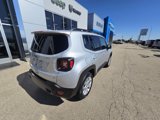 Used 2018 Jeep Renegade Latitude image 4