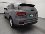 Used 2020 Kia Sorento LX w/ LX I4 Convenience Package image 5