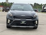 Used 2022 Kia Niro LXS image 2