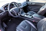 Used 2019 Ford Edge Titanium image 3