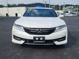 Used 2017 Honda Accord EX-L image 2
