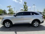 Used 2022 Kia Sorento LX image 5
